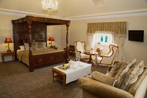 Kilronan Castle Hotel & Spa - image 2