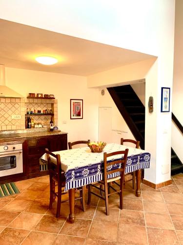 A vacation on a private island, Carloforte (fotografie 9)