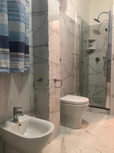Beauty House - image 14
