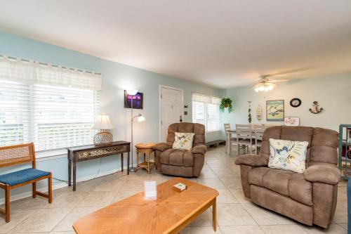 Surfside 107 by Padre Escapes - image 12