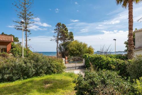 Villa Maria Porto Columbu gîte à louer Porto Columbu - Perd'e Sali