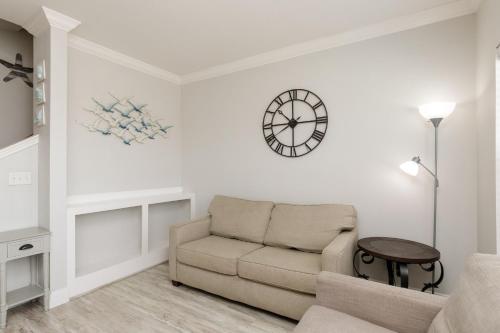 Pathway to the Sea T834 by Padre Escapes - image 11