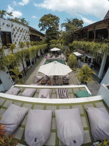 The Farm Canggu Party Hostel – Canggu, CO