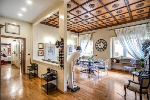 Gianicolo Miracle Suite, Rom