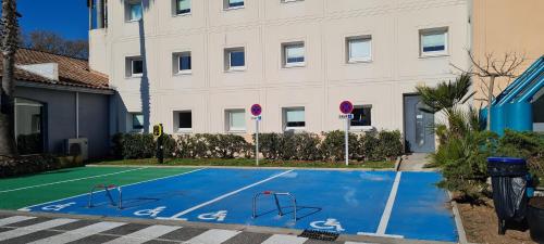 hotelF1 Frejus Roquebrune sur Argens - 출입구