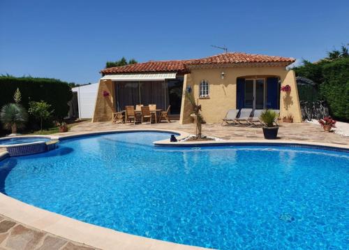 Villa au calme avec piscine privative - Location, gîte - Bormes-les-Mimosas