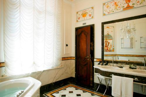 Grand Hotel Majestic gia' Baglioni, Bologna (foto 6)