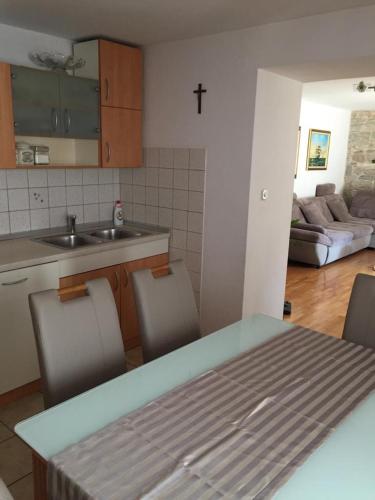 Apartment Elena Rooms, Split (photo 8)