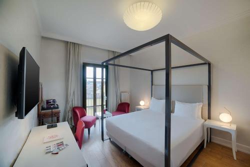 Premium Double or Twin Room