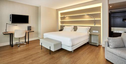 NH Sants Barcelona, Барселона