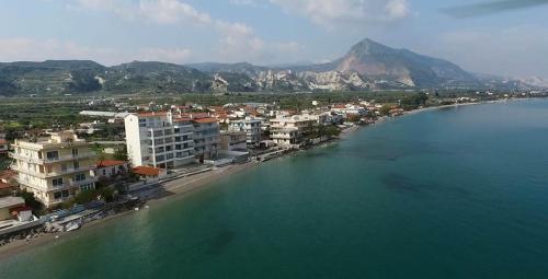 Xylokastro Beachfront Residence