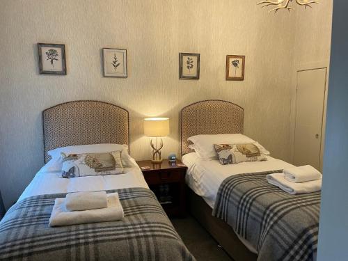 The Shore House - image 12