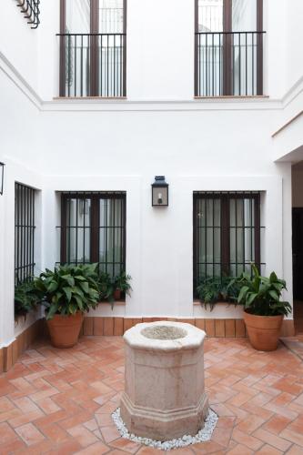 Suites Murillo Catedral - image 12