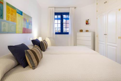 Cozy Apartment, 1 minute from the beach gîte à louer Pasito Blanco