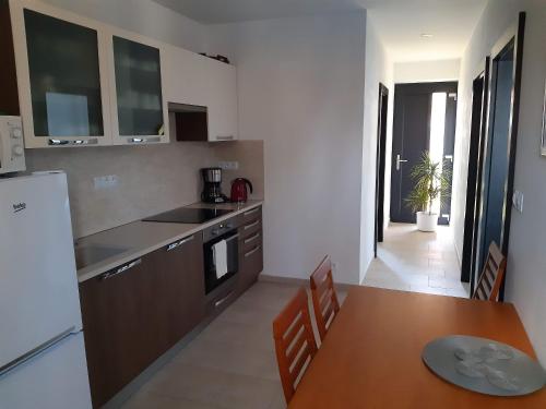 Instalaciones, Ubytování na vejminku (Ubytovani na vejminku) in Jindrichuv Hradec