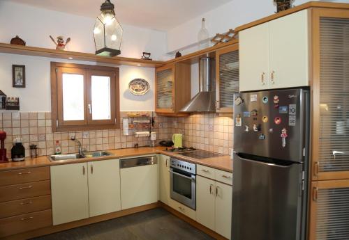 Kitchen, Castello del Mare in Lefki