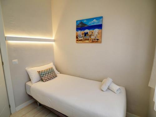 Carreta Sea Views by Hello Homes Sitges - image 5