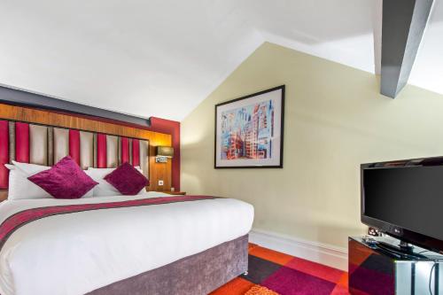 Roomzzz Manchester City - image 5