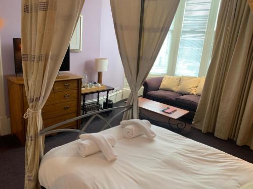 Southside Guest House - image 3