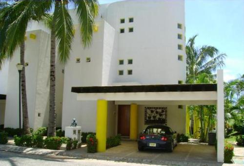 ACAPULCO Vidanta Villa alberca privada acceso playa in Acapulco