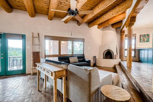 Casa del Encanto in Rancho Encantado, USA
