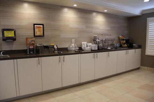 Best Western Burbank Airport Inn, Los Angeles (zdjęcie 11)