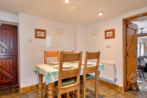 Létesítmények, Finest Retreats - Fives Court Cottage in Holton