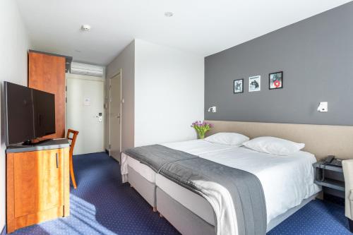 Qubus Hotel Zielona Góra - image 7