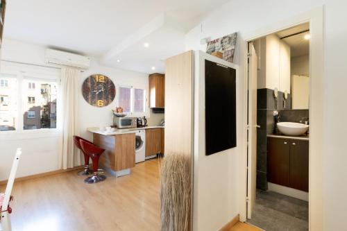 Cute Urban Apartment - image 13