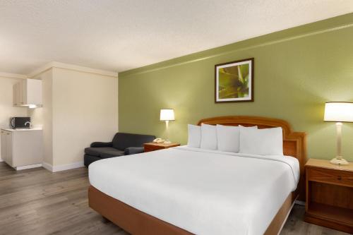 La Quinta Inn by Wyndham Daytona Beach/Intl Speedway - main image