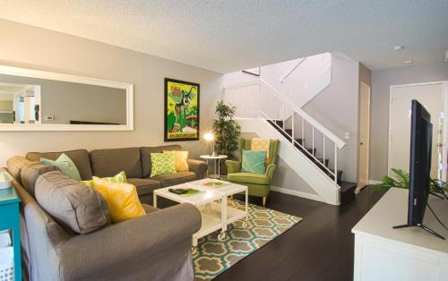 Lost Boys - image 10