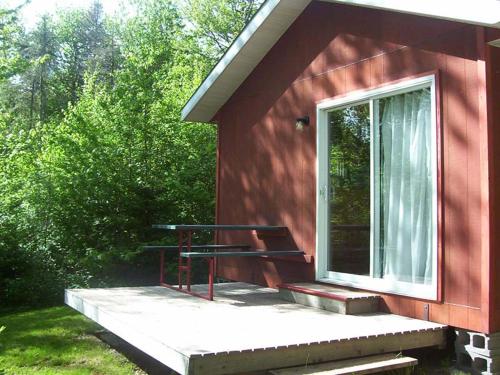 Létesítmények, New Glasgow Highlands Campground cabins in Rustico (PE)