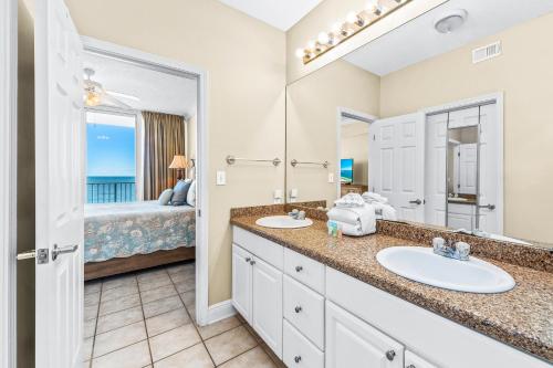 San Carlos Unit 607 - image 8