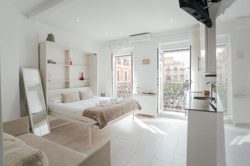 One&Lux El Salvador - Central Studio with a Stunning View, Seville