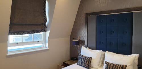 The Westbourne Hyde Park - image 2