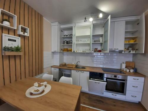 Apartman Ljiljana LUX Sombor in سومبور