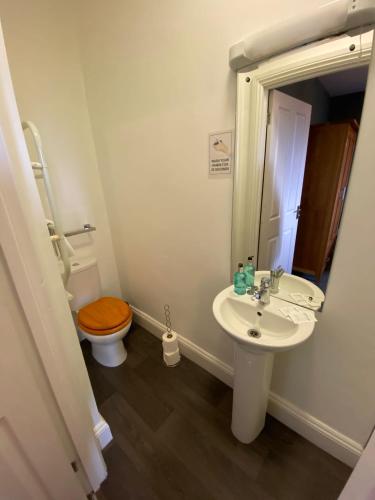 Ambleside Central - image 6