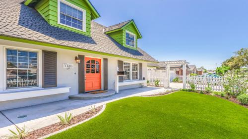 Orangewood - image 3