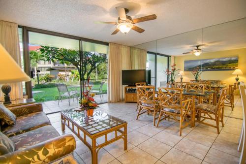 2BR Garden-Level Lanai Overlooks Koi Ponds