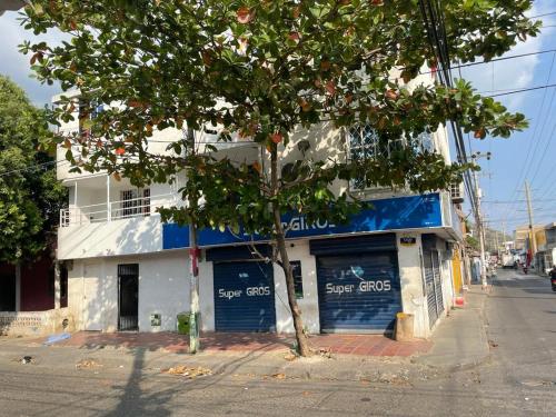 Casa Vecchio in Seguros Tequendama