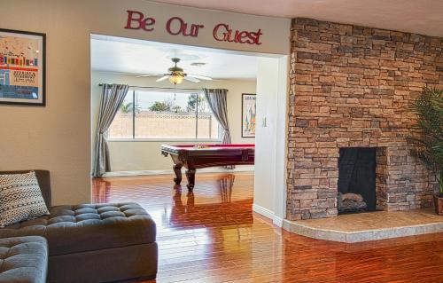 Babes in Toyland - image 7