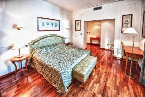 Relais Casali della Cisterna