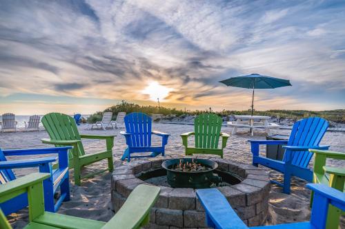. Sandbars Inn