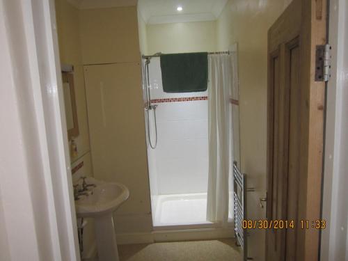 Queen Mary Inn - image 3
