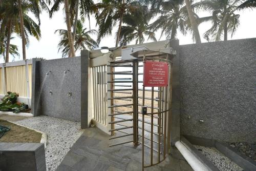 Galicia by the Sea BEACH POOL Studio Cabana APARTMENT FOR 2 in CONDADO - image 9