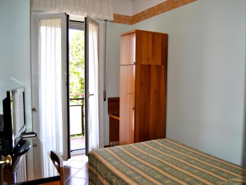 Economy Single Room