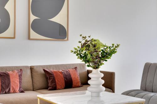 Modern and Spacious Apartment near the metro in Orestad - image 10