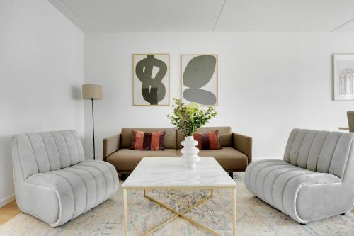 Modern and Spacious Apartment near the metro in Orestad - image 12