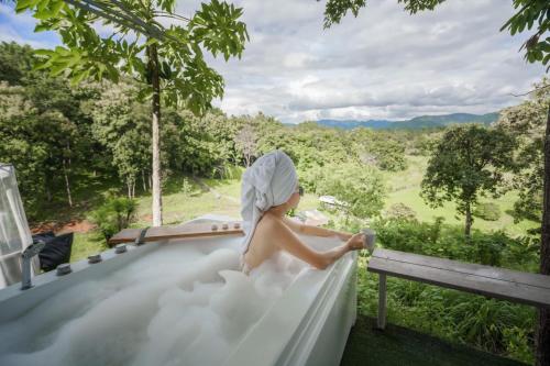 แคมป์ต๊ะต่อนยอน แม่กำปอง เชียงใหม่ CAMP Ta-Torn-Yorn Maekampong Chiang Mai, Mae On