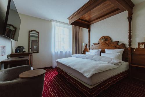 KING's Hotel First 631m von Amerika Haus entfernt